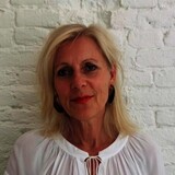 Caroline Knoester